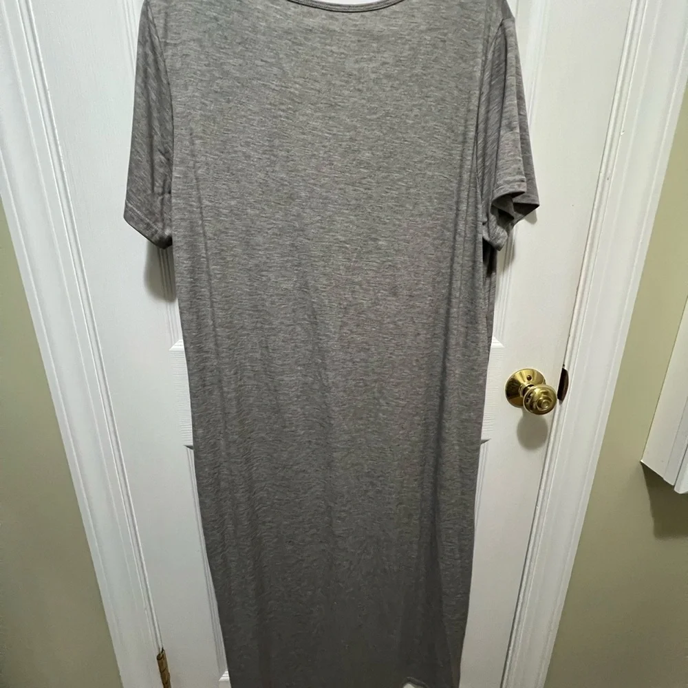 V-Neck Short Sleeve Tee Dresses in Black, Heather Gray, Tan, and Salmon Bundle - Picture 6 of 13